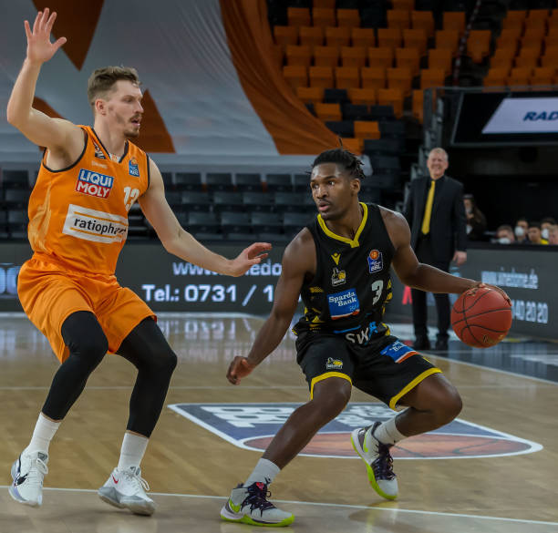 少球员需要 少球员需要