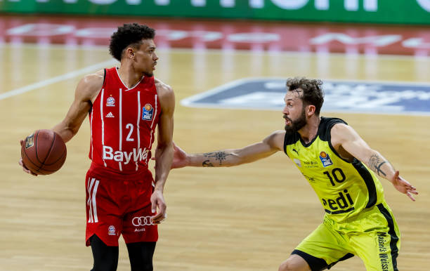 大胆尝试新 大胆尝试新