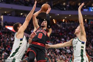 成为全场焦 成为全场焦